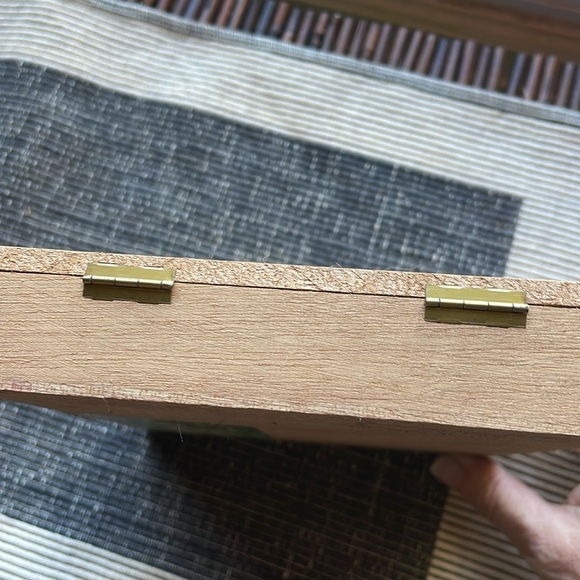 Vintage Montoya Wooden Cigar Box - Picture 8 of 10